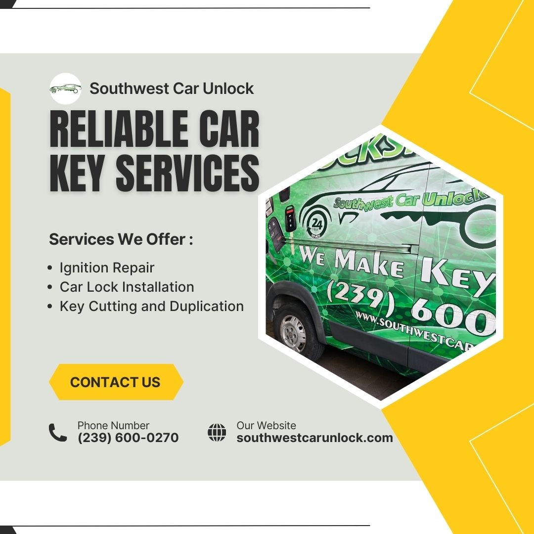 Green locksmith truck with car key duplication and lock installation services in Fort Myers, Lee County. Call (239) 600-0270 for quick help.